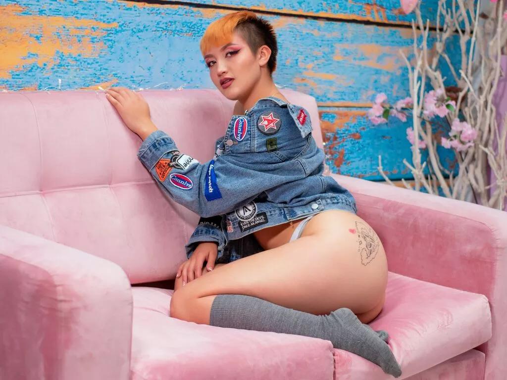 NaraSuarez from LiveJasmin