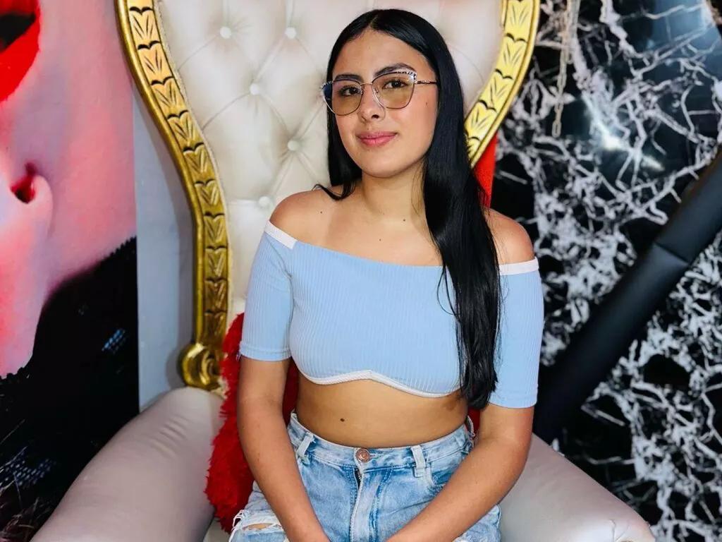 TrixieRobin from LiveJasmin