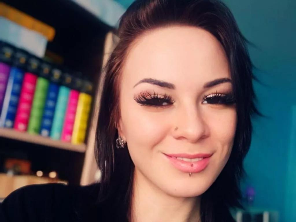 ZarahFrank from LiveJasmin