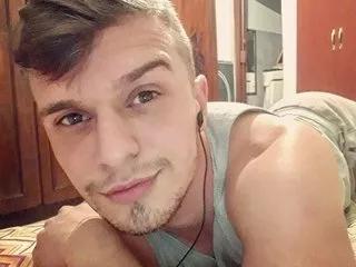 AdamLawford95 from Streamate