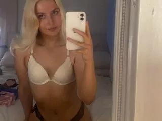 Ella_xoxo from Streamate