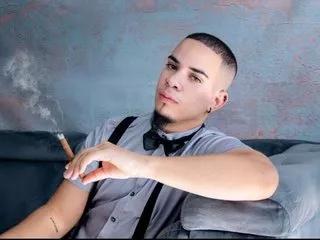 Hotwildleo from Streamate