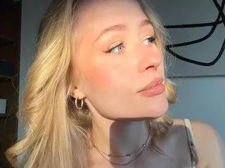 JuliaJue from Streamate