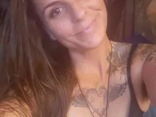 Ladyluvxo from Streamate