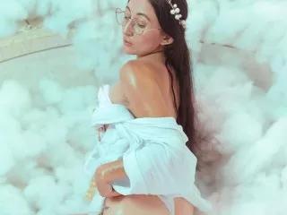 littlelucy156 from Streamate