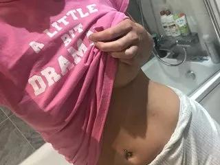 LittleMissFoxx from Streamate