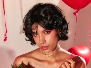 PrettyBlaze from Streamate
