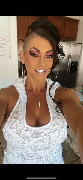 QueenKarma18 from Streamate