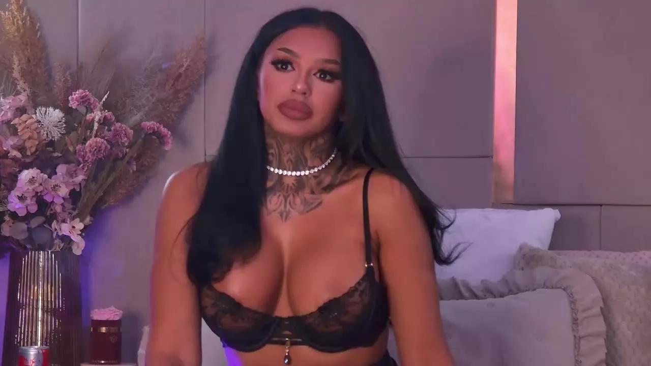 CherrieMadison from Streamray
