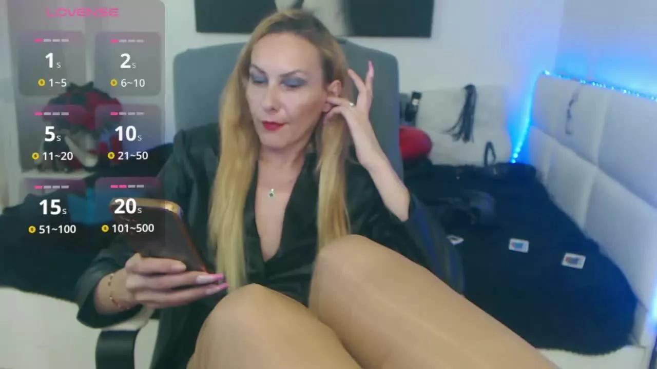 EvelynQueen from Streamray