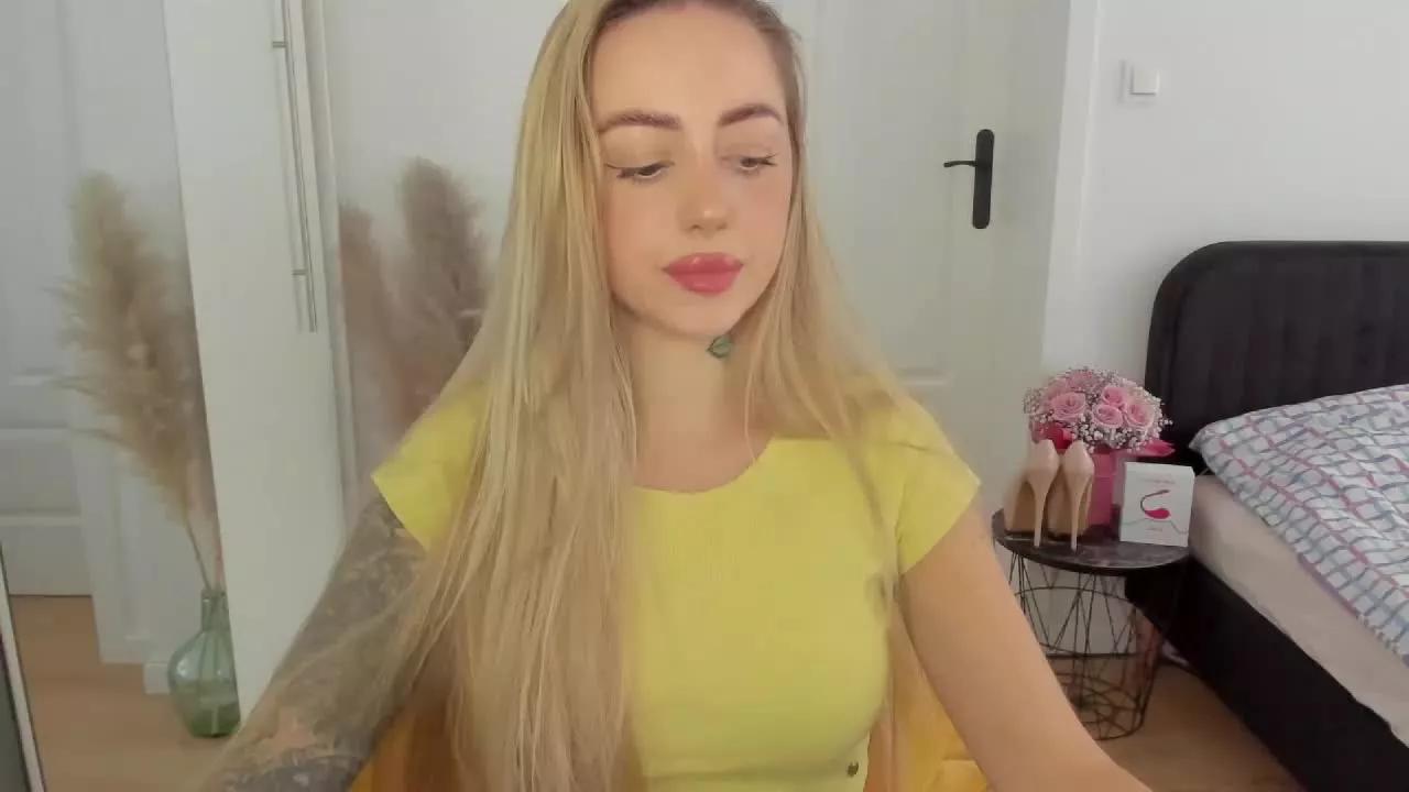 FlowerCoralie from Streamray