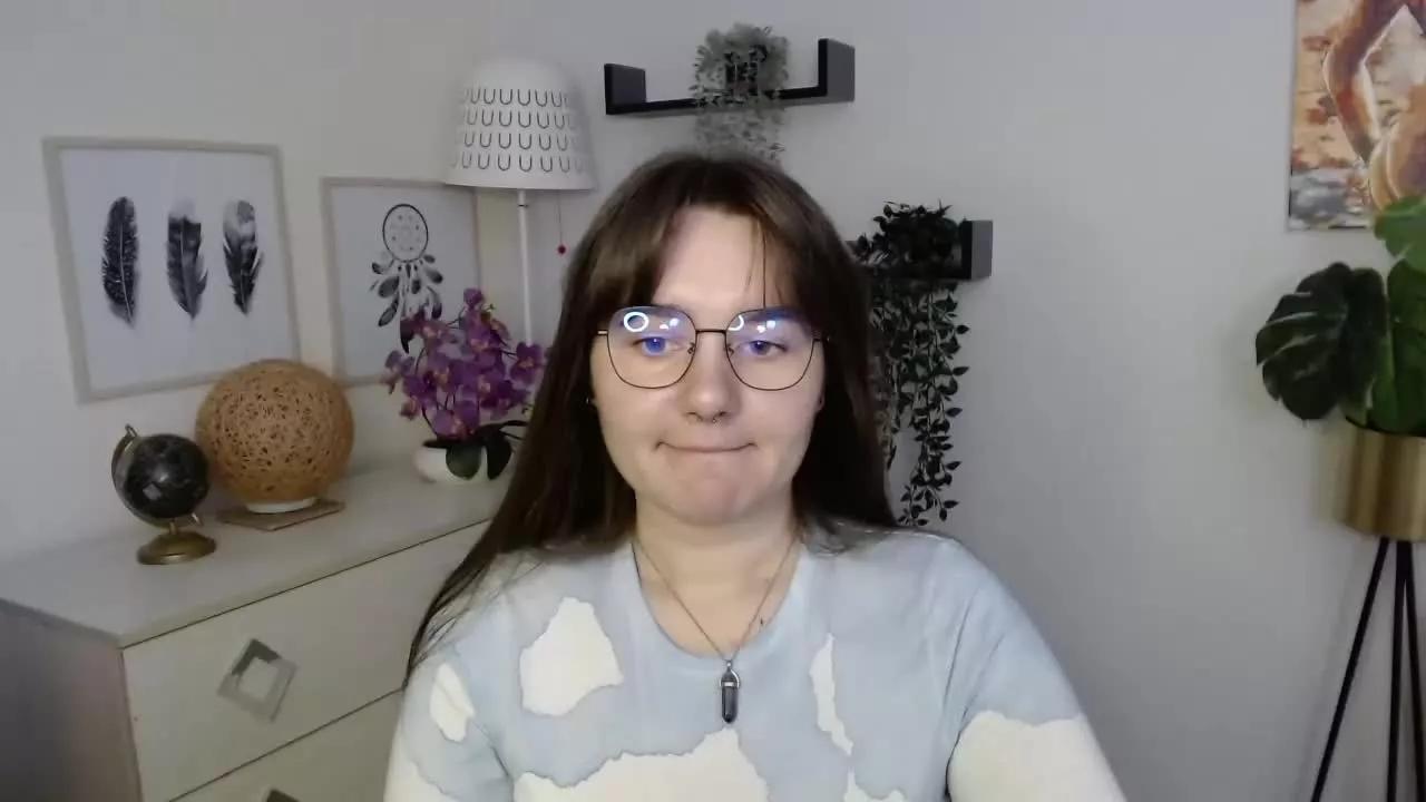 JulieDream from Streamray