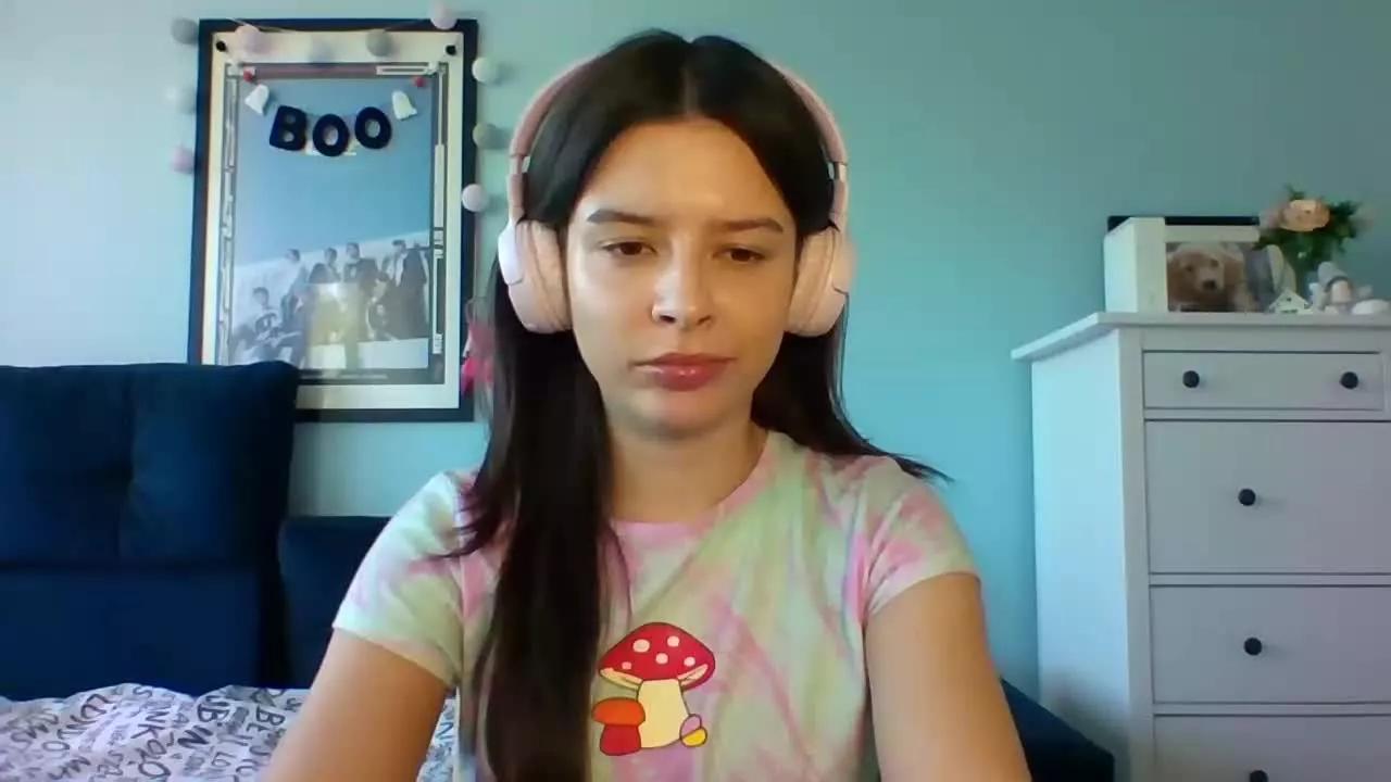 LariceTasty from Streamray