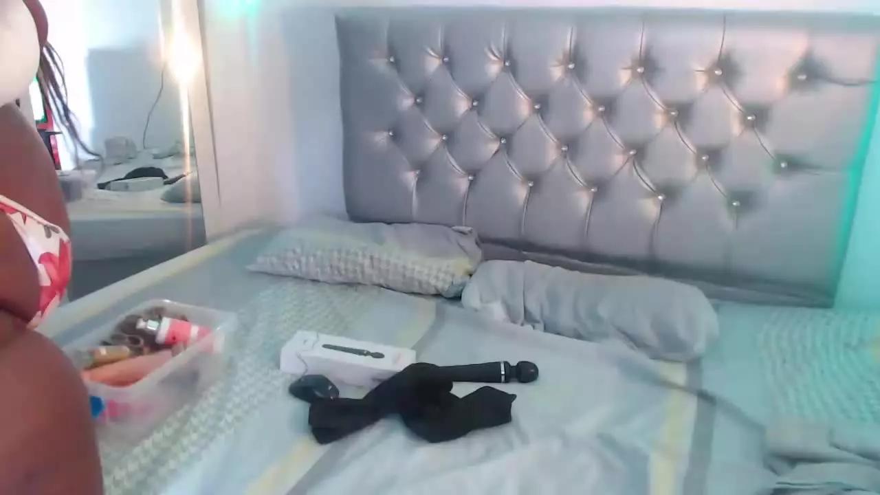 NeighborMoans1 from Streamray