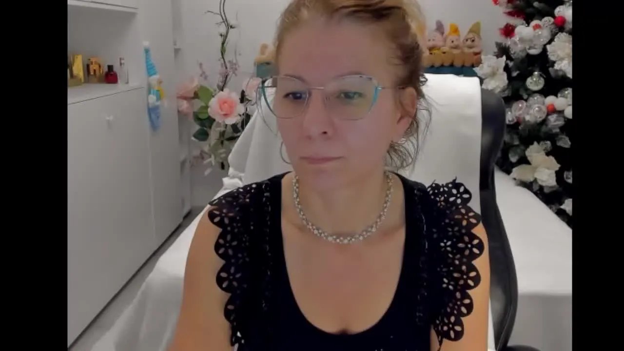 SalomeJade from Streamray