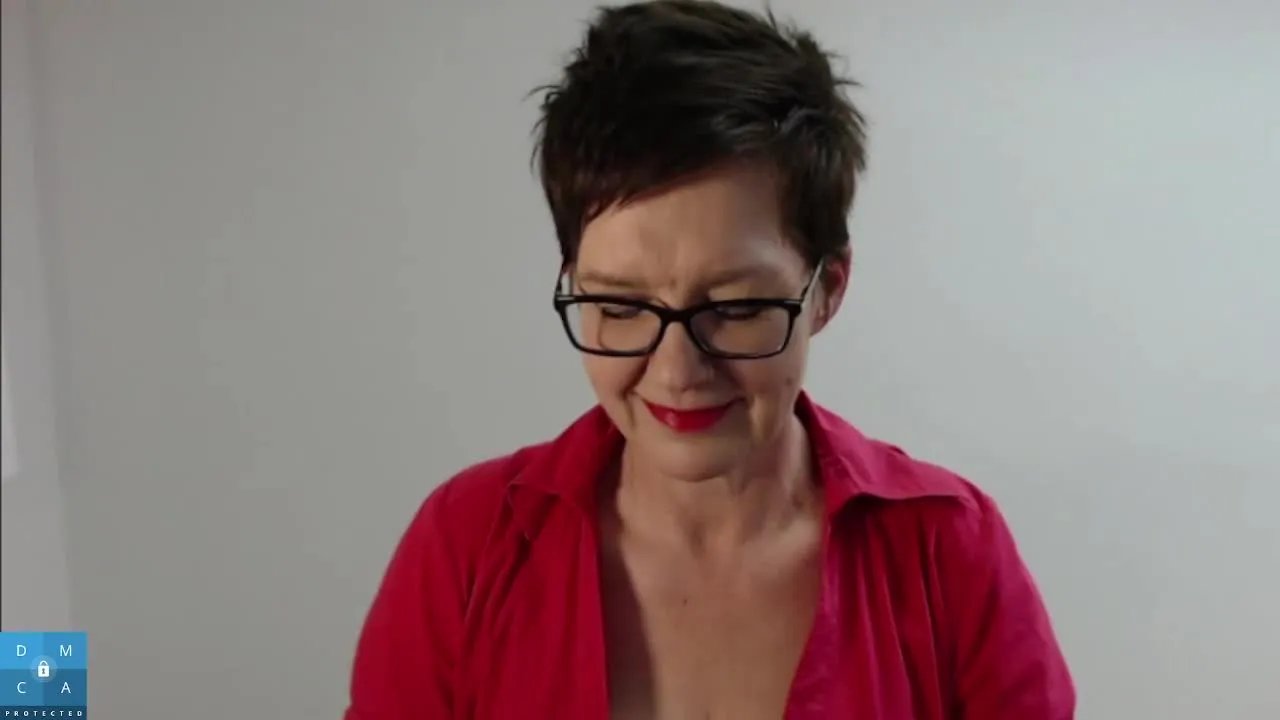 SofieVelvet from Streamray