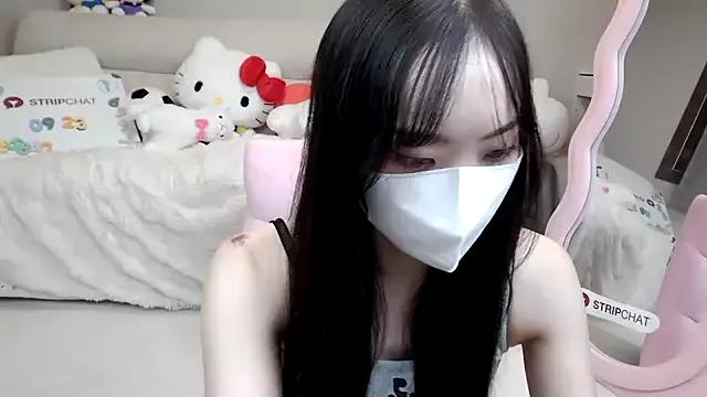 Naked Room -momoo- 