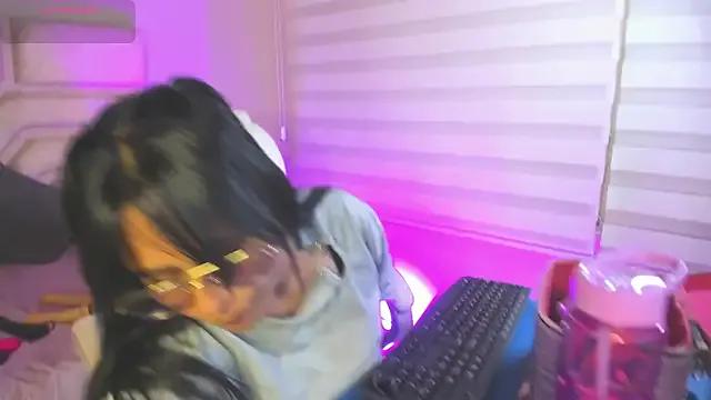 _adahara_queen from StripChat