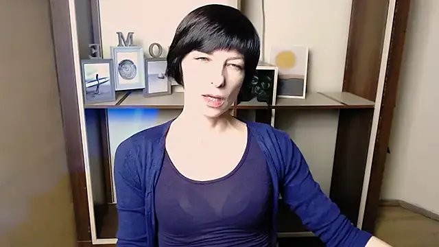 _AngeliaFlow_ from StripChat