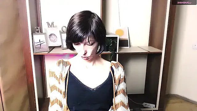 _AngeliaFlow_ from StripChat