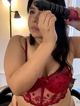 _Bella_7 from StripChat