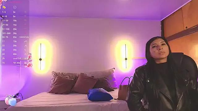 Naked Room _gaby2 