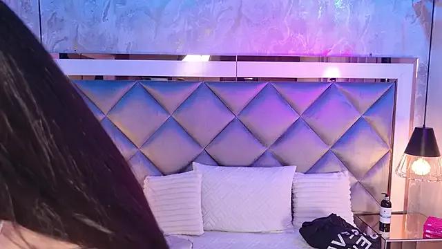 _giggy_2 on StripChat 