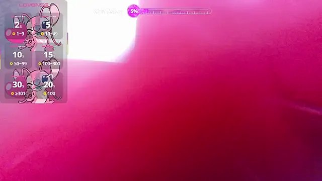 _lucysmith from StripChat