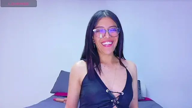 _lucysmith from StripChat