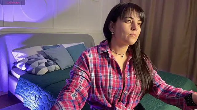 _SilkyShadow_ from StripChat