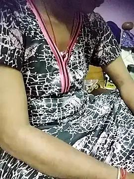 Aadhini01 from StripChat