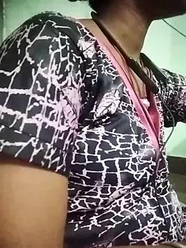 Aadhini01 from StripChat