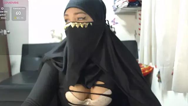 Aaliyah_brown from StripChat