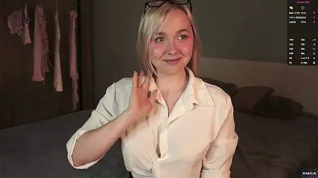 AccaCroyle from StripChat