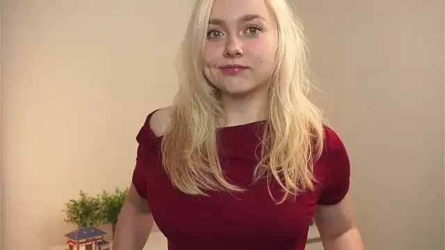 AccaCroyle from StripChat