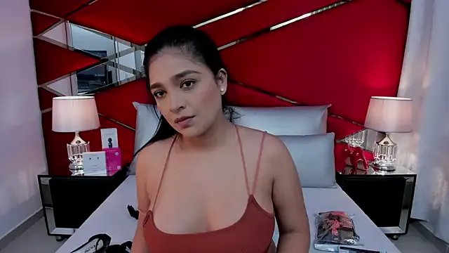 AdeleGray from StripChat