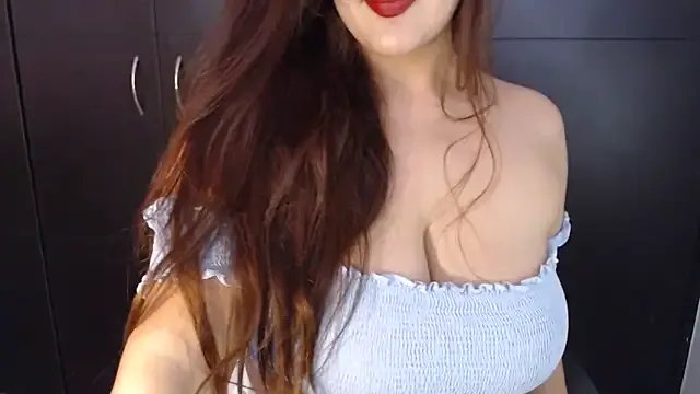 AdharaLujan from StripChat