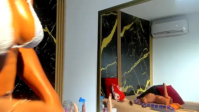 AdrianaVegga from StripChat