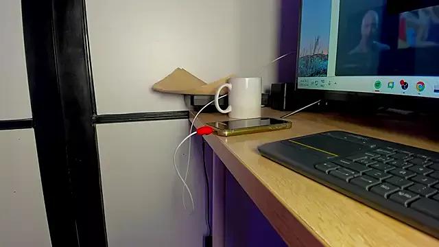 Agathaargent_ on StripChat 