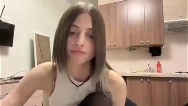 AidaGloshen from StripChat