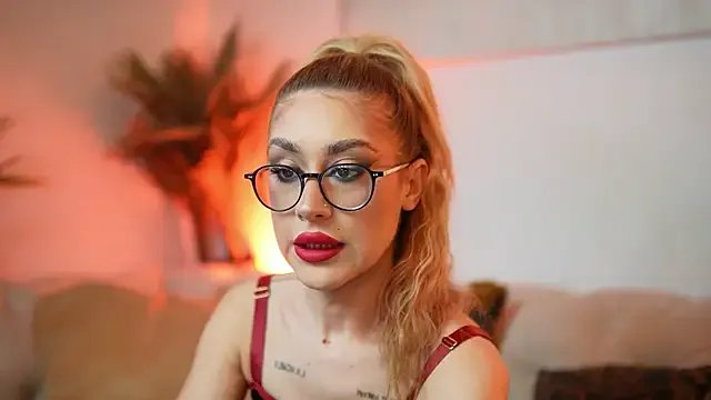 AileenKiss from StripChat