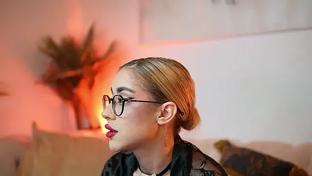 AileenKiss from StripChat