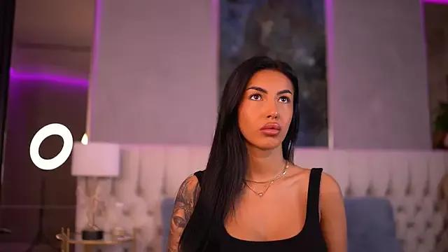 Naked Room AishaDevoe 