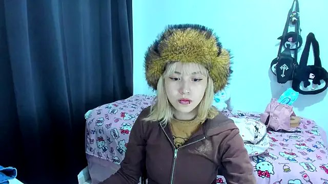 Akane-Mou on StripChat 