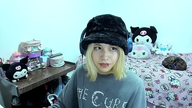 Akane-Mou on StripChat 