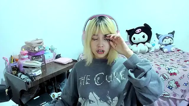 Akane-Mou on StripChat 