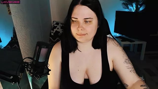 Akemi_BBW from StripChat