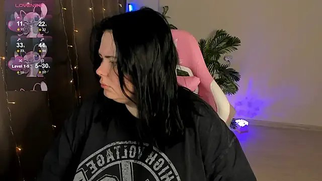 Akemi_BBW from StripChat