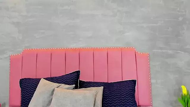 Alaia_Colins from StripChat