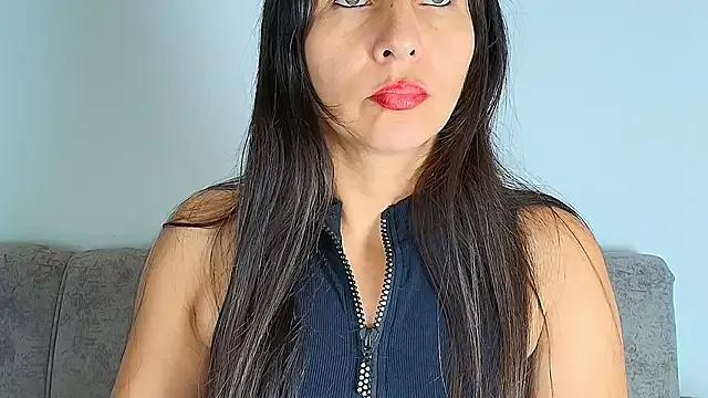 Alana_pink95 from StripChat